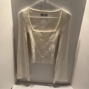 Hollister Co. Women’s Long Flared Sleeve Sweater Size XS White